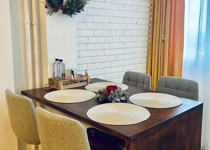 Nor's Near Center Apartment Craiova